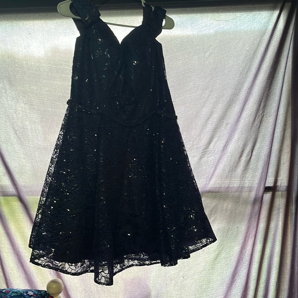 Clarisee Homecoming Dress Size 14. Originally paid $250, worn a few times.